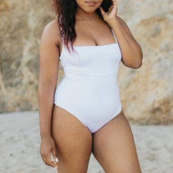 JouesDeSable xRevolve Ashley Pearl White 1pc SwimSuit Size Small NWT - Picture 1 of 9